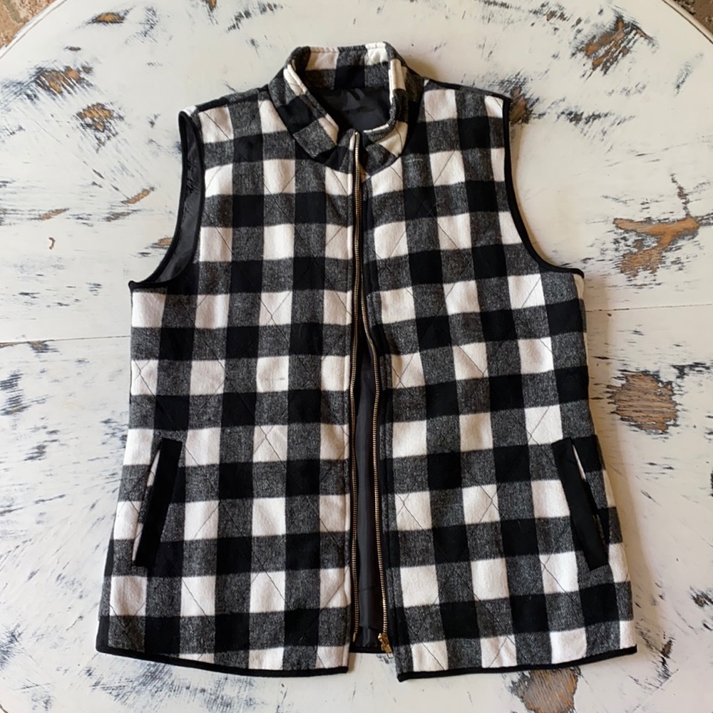 Lined flannel vest with gold zipper. Xl Never worn